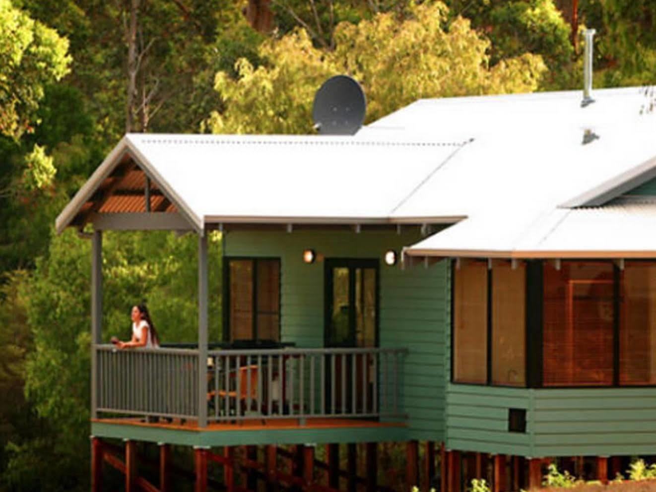 Rainbow Trail Chalets Pemberton Dış mekan fotoğraf
